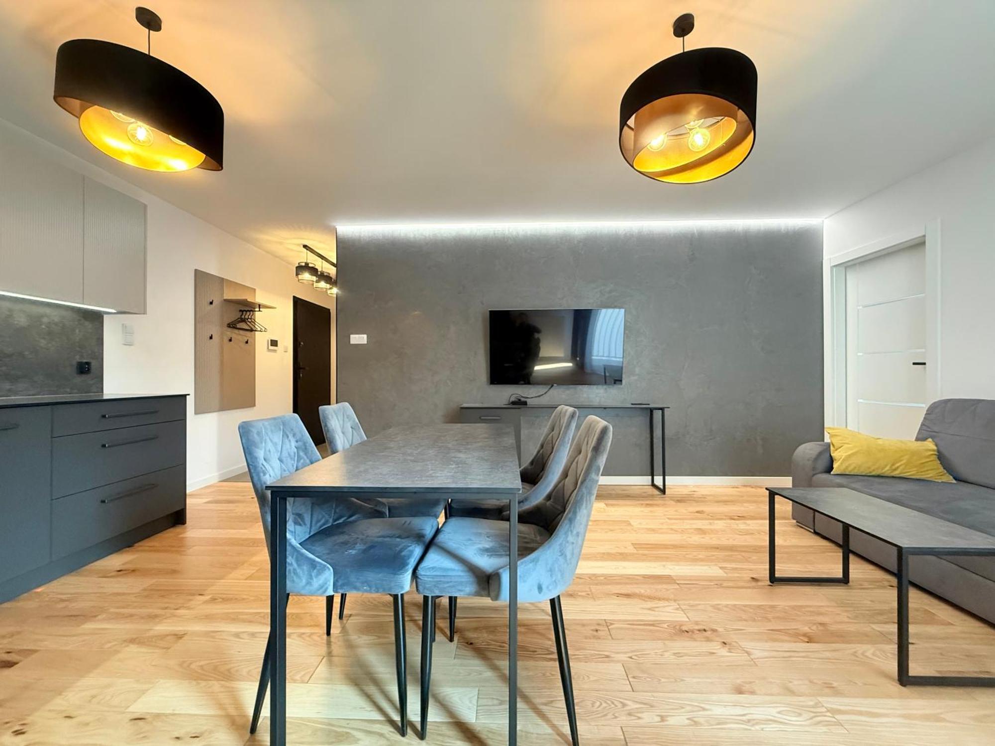 Vistula Avenue Apartment Free Parking, Swimming Pool, Sauna & Gym Krakow Exterior photo